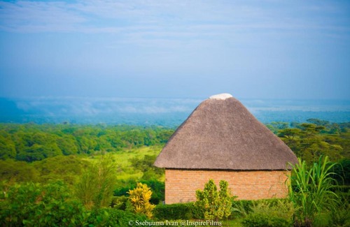 Rubirizi Cabin | ALBERTINE VALLEY LODGE