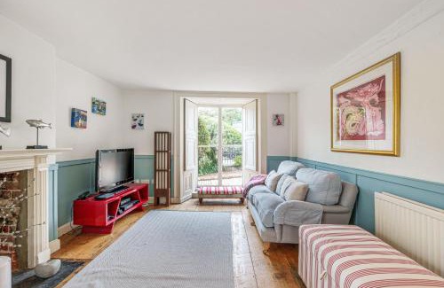 Charmouth House | Albury House