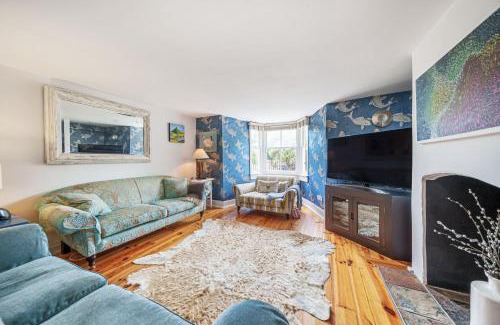 Charmouth House | Albury House