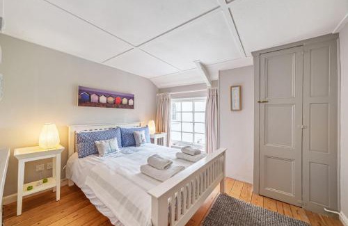 Charmouth House | Albury House