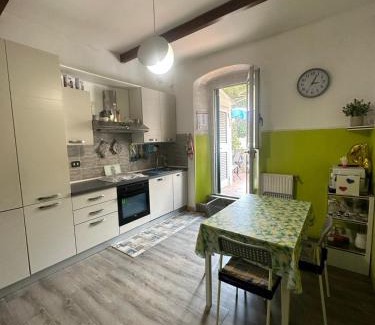 Rivarolo Ligure Apartment | alchiccodoro