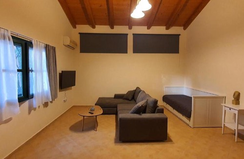 Drepano House | Alcippe