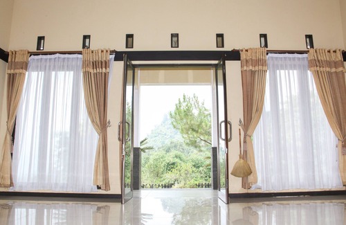 Ciater Villa | Aldeoz Ciater Cikole Villa Subang