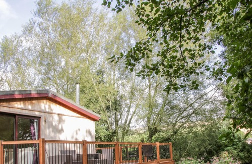 Hopton Castle House | ALDER RIVER LODGE, family friendly, with hot tub in Clun