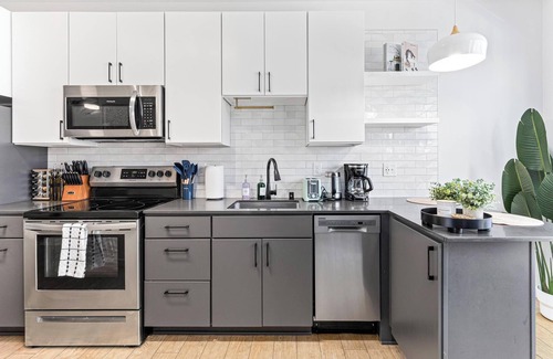Carag Apartment | Alexander 320