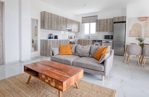 Kato Polemidia Apartment | Alexis Court V - Two Bedroom Apartment, Sleeps 4