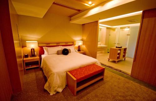 Zhongzheng Hotel | Alishan Hotel