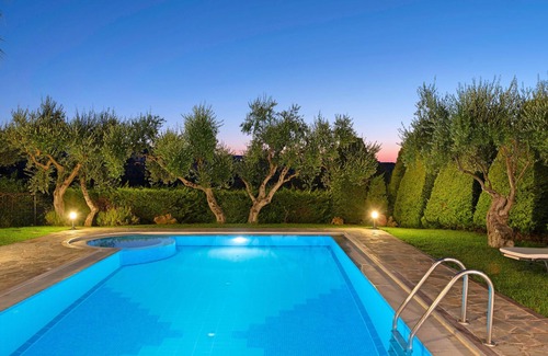 Xiro Chorio Villa | Alkyonides Villas
