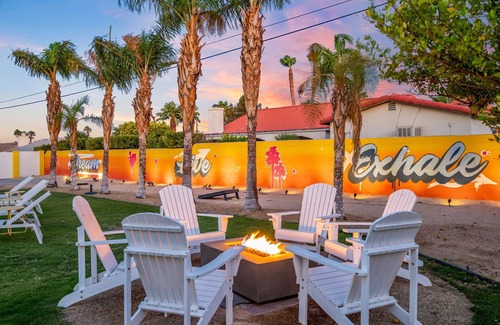 Racquet Club South Villa | All-Inclusive Pickleball Villa! Downtown/Volleyball Court/Heated Pool/Spa