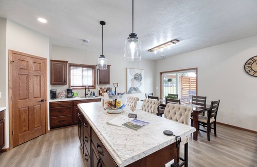 Sioux Falls House | ALL NEW in Sioux Falls WHY Stay in a MOTEL! Amazing home 4 amazing guest