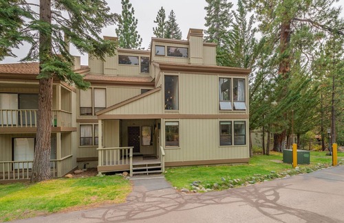 Kings Beach Condo | All Season Condo near Northstar Ski Resort and Beaches