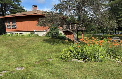 Goshen House | All Season Lake House Hideaway at Mount Sunapee