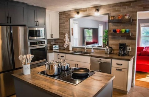 Shediac House | All-season waterfront 4-bedroom in Shediac
