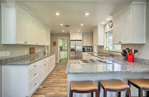 Chewelah House | All-Seasons Chewelah Home: Fish, Golf & Ski!