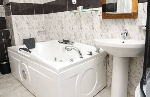 Owerri Hotel | All Seasons Hotel Owerri
