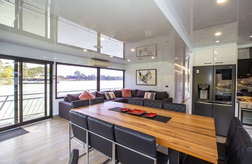 Mildura Boat Rental | All Seasons Houseboats