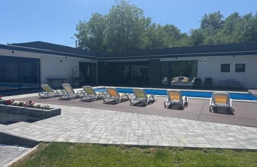 Feleacu House | ALL SEASONS