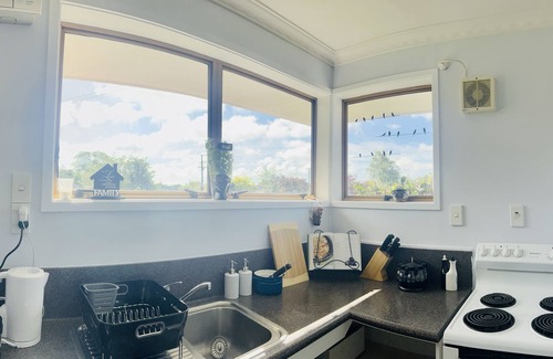 Hamilton Apartment | All you need for a stay, La Sol home is close to town, university & Cambridge