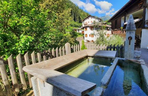 Male Bed & Breakfast | Alla Curva di Elia Manzoni