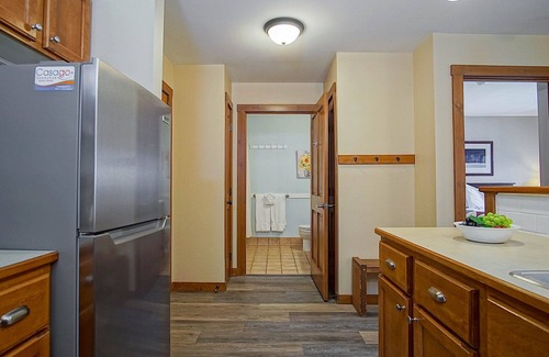 Snowshoe Condo | Allegheny Springs 305: 1 Bedroom, 1 Full Bath, Slope Side, Gas Fireplace