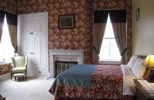 Hollidaysburg Bed & Breakfast | Allegheny Street Bed & Breakfast
