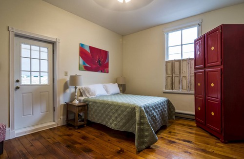 Frostburg Bed & Breakfast | Allegheny Trail House