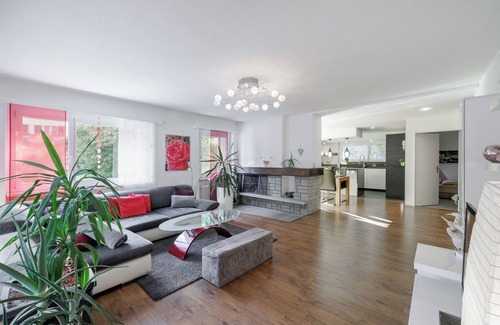 Engadin Scoul Apartment | Allegra and welcome to the Sotsass A1 vacation apartment