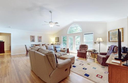 Black Mountain House | Allen Mountain Manor