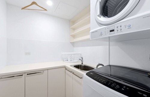 Hollywell Apartment | Allisee Apartments