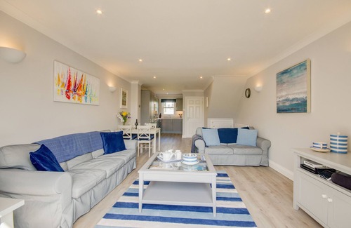 Fowey House | Allseasons - Two Bedroom House, Sleeps 4
