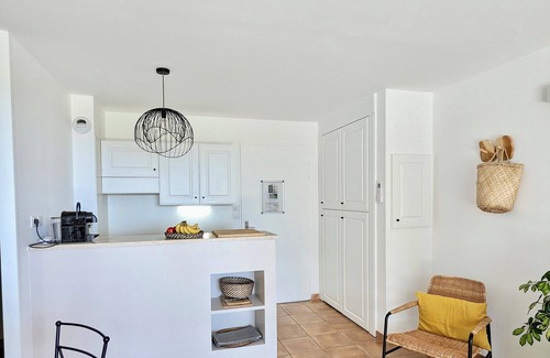 Saumane-de-Vaucluse Apartment | Allura Golf Appartement, au Coeur du Luberon, Belle Vue, Piscine