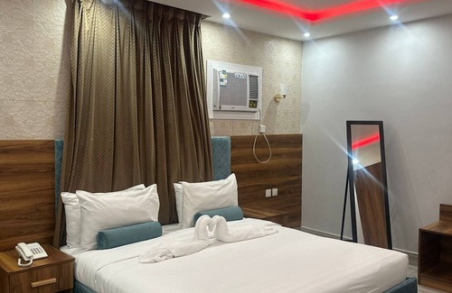 Al Faisaliyah Apartment | almukarramah province,king fahd road