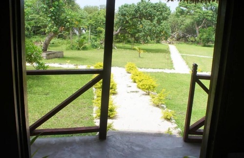 Isangel Hotel | Alofa Beach Bungalows