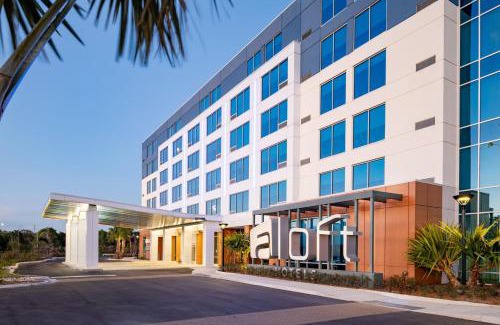 Lake Nona Hotel | Aloft Orlando Lake Nona