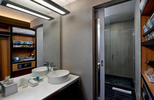 Downtown Tulsa Hotel | Aloft Tulsa Downtown