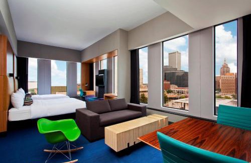 Downtown Tulsa Hotel | Aloft Tulsa Downtown