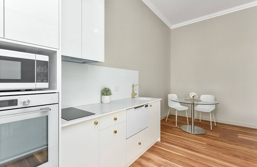 Mount Gambier House | Aloha Central Platinum Apartment 15