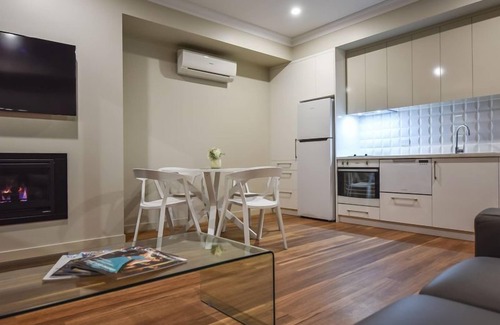Mount Gambier Apartment | Aloha Luxury Central Apartment 2