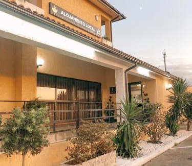 Santo Andre de Poiares Bed & Breakfast | Alojamento Restaurante Dom Dinis