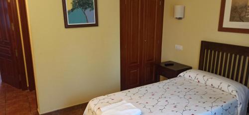 San Juan de Ortega Hotel | Alojamiento Rural La Henera