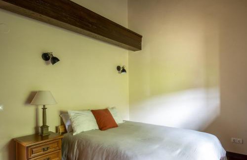 Guemes House | Alojamiento Rural Casa Roble -13802
