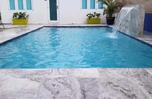 Isla Verde Apartment | Alojamiento Vacacional Cerca a la Playa Isla Verde en Carolina