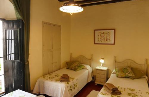 Fuenteheridos House | Alojamientos Turísticos Biarritz