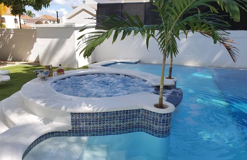 Santiago de los Caballeros House | Alpha House, in Santiago