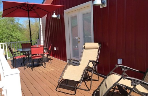 Emporium Apartment | Alpaca Farmstay & Dark Skies, PA Wilds -Lumber Heritage Region. Pet-Friendly!