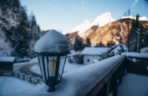 Scharnitz Apartment | Alpe Chalets Goldener Hirsch