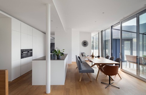Bischofshofen Apartment | Alpen Penthouse with Whirlpool and Sauna