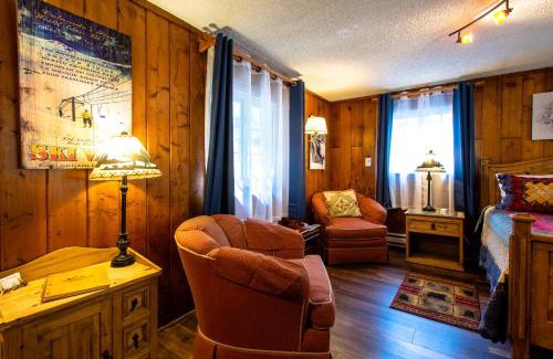 Evergreen Cabin | Alpen Way Chalet Mountain Lodge