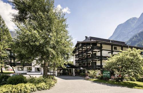 Brand Hotel | Alpenlodge - Das Dorfhotel