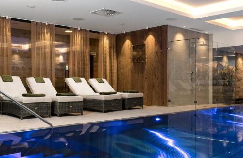 Kirchberg in Tirol Hotel | AlpenParks Hotel & Apartment Taxacher